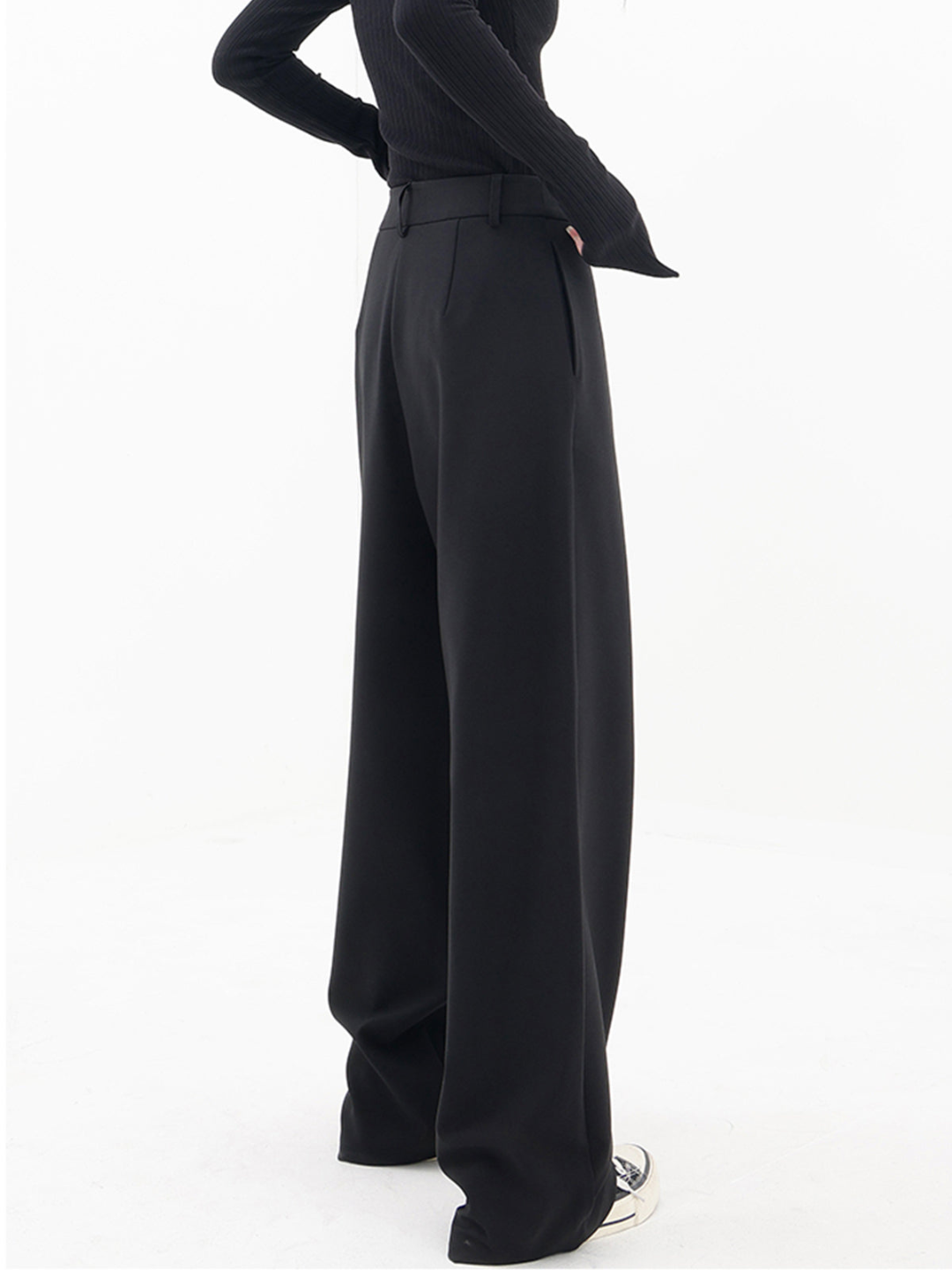 Cassandra™ | Modern Baggy Trousers